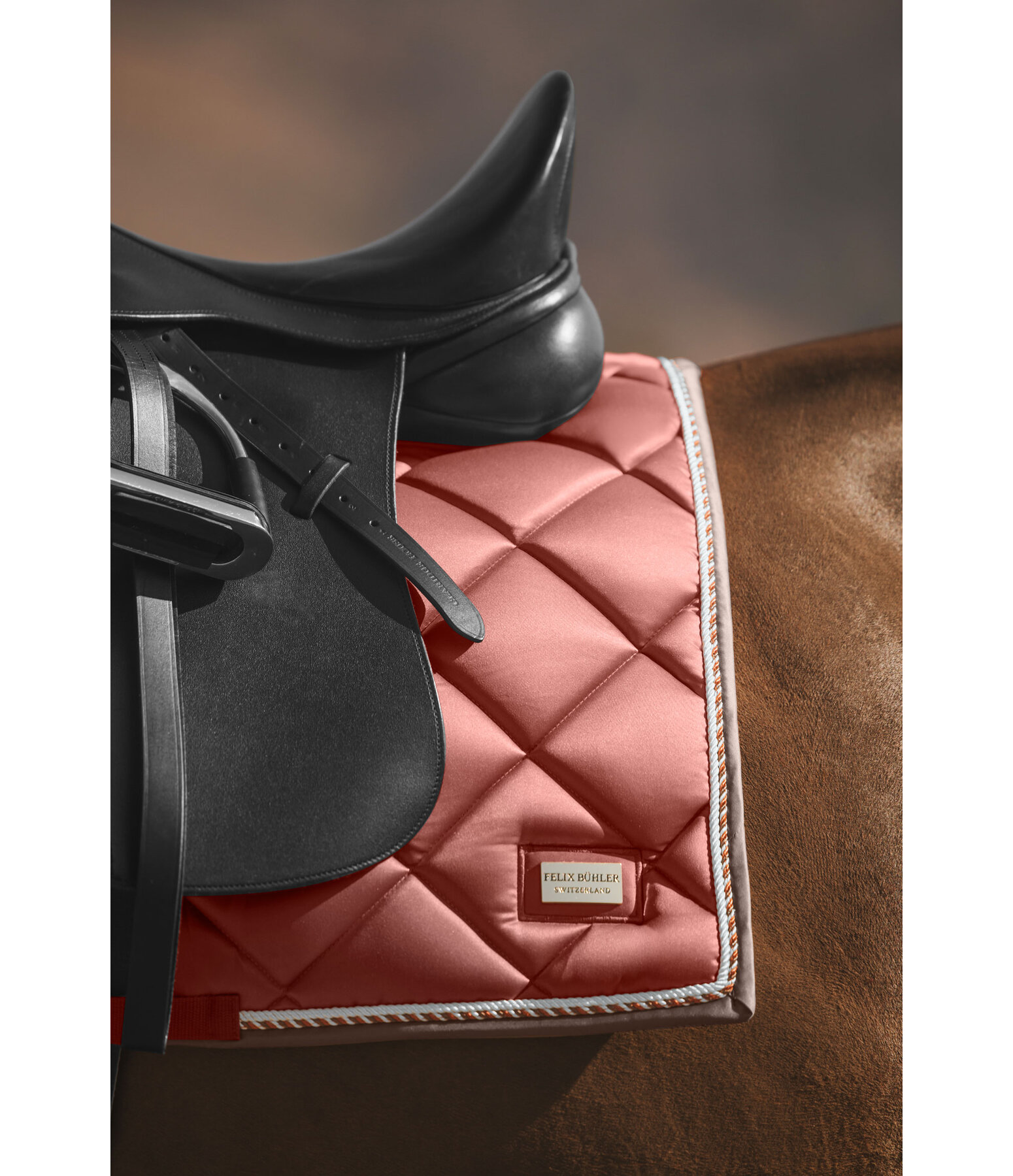 zadeldek Swiss Design