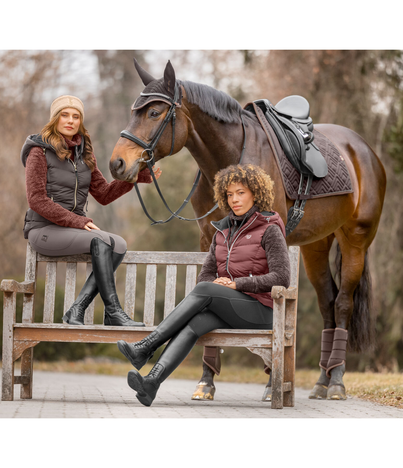 Lena bodywarmer met capuchon