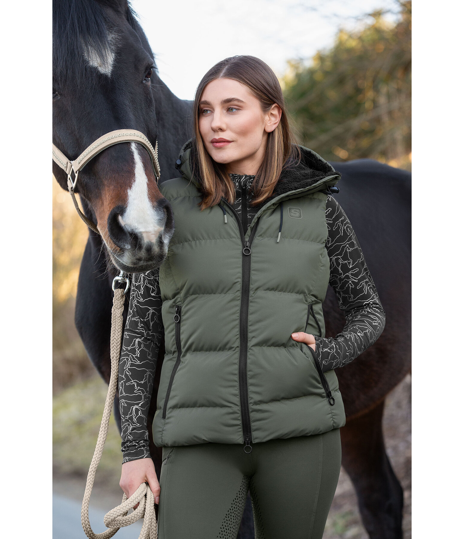 bodywarmer Mira III met capuchon