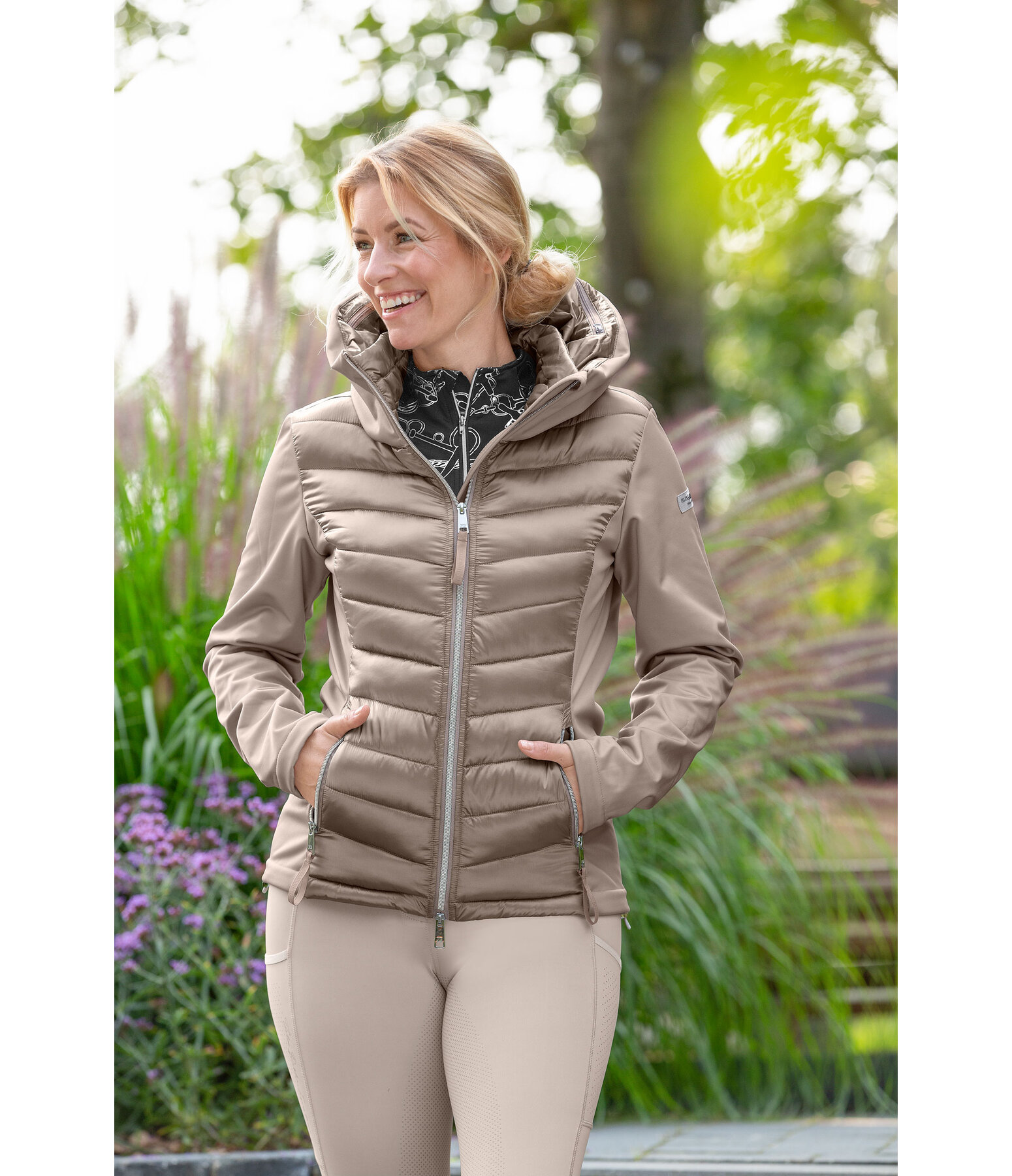 softshell combi rij-jas Cora met capuchon