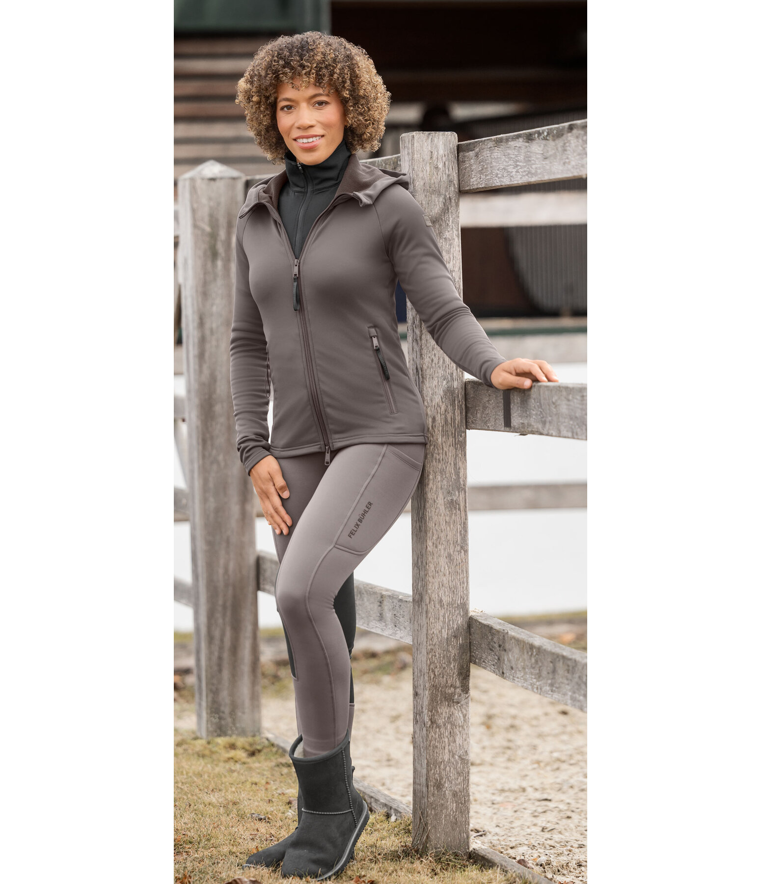 stretchjas Carin met capuchon