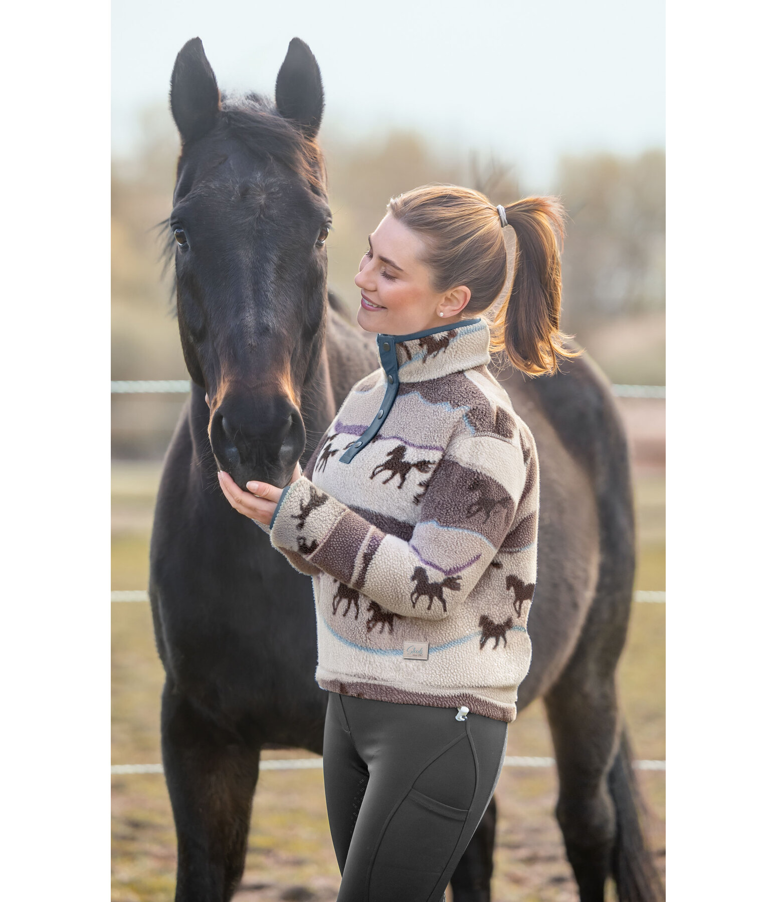 teddyfleece pullover Zuri