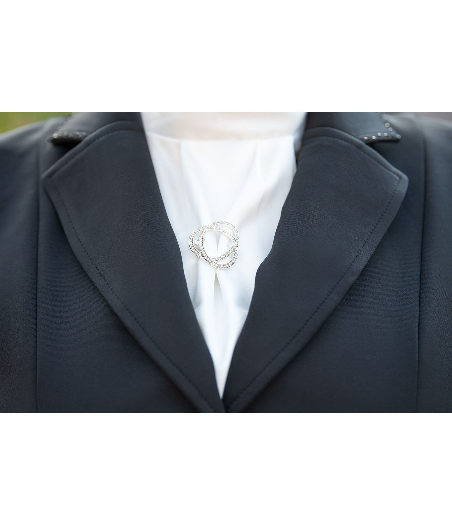 broche Cloud