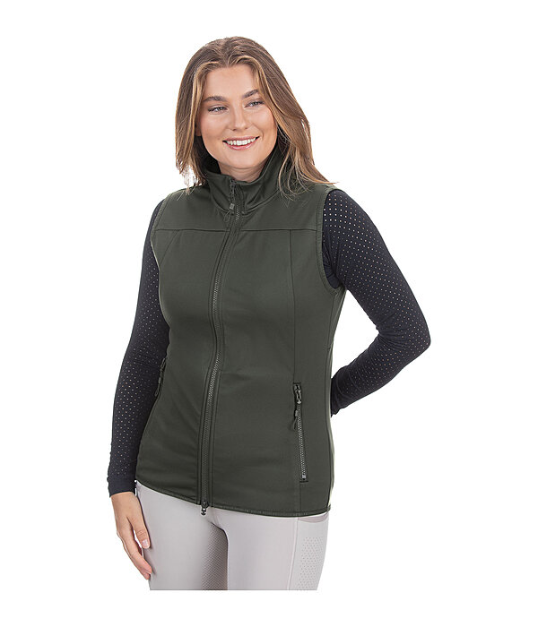 Sportliche Softshellweste aus dehnbarem 4-Way-Stetchmaterial. Winddicht und atmungsaktiv. Mit Stehkragen und unterlegtem 2-Wege-